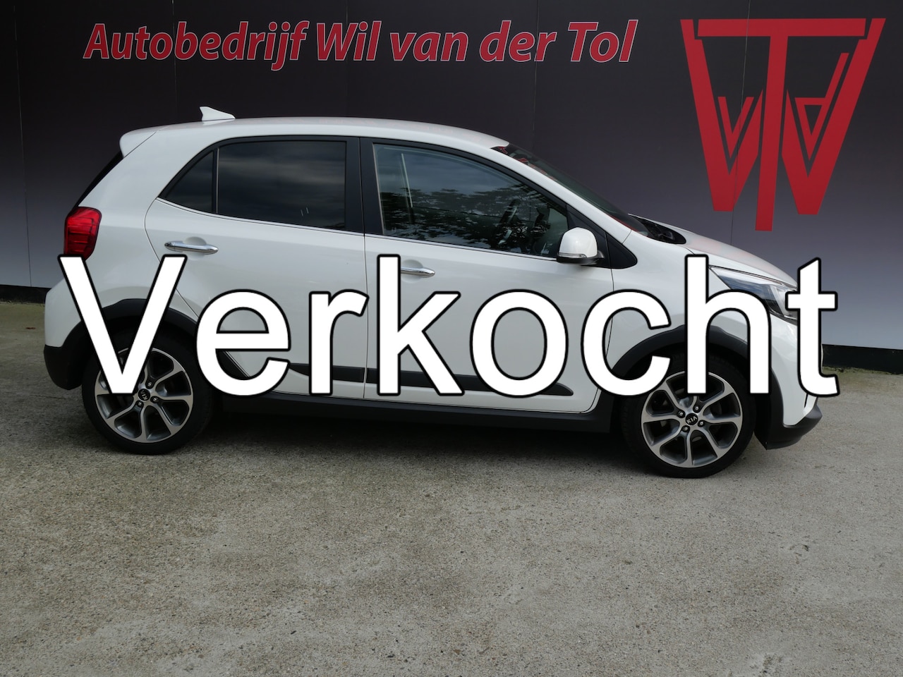 Kia Picanto - 1.0 T-GDI X-LINE | LEER | NAVIGATIE | CAMERA | 100 PK | ALL-IN!! - AutoWereld.nl