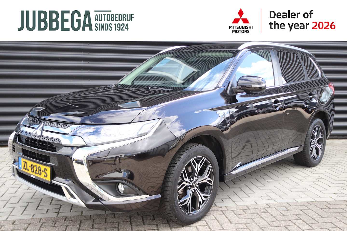 Mitsubishi Outlander - 2.4 PHEV Pure Trekhaak, Dealer O.H. - AutoWereld.nl