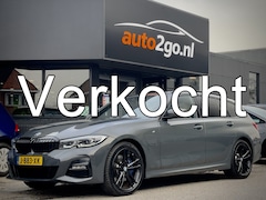 BMW 3-serie Touring - 330e eDrive AUT8 M-SPORT PANODAK LEDER NAVI CAMERA DIGI-DASH APPLE-CARPLAY LEDLMV PDC