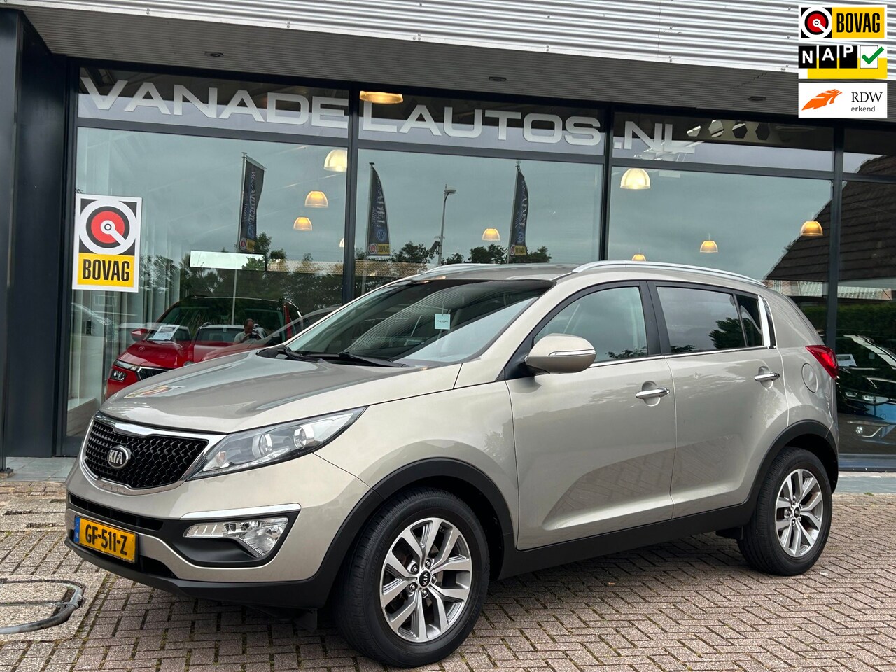 Kia Sportage - 1.6 GDI Vibe 1e Eig! Navi Camera Clima Cruise NL-Auto NAP Dealeronderhouden! - AutoWereld.nl