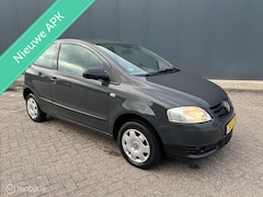 Volkswagen Fox - 1.2 Trendline Nieuwe APK Elektrische ramen✅