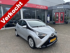 Toyota Aygo - 1.0 VVT-i x-play Carplay, Camera, Airco