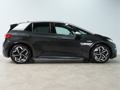 Volkswagen ID.3 - First Plus 58 kWh 204pk | Camera | Acc | App-Connect | Stoelverwarming