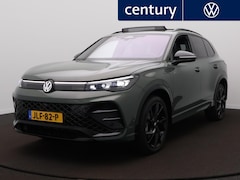 Volkswagen Tiguan - R-Line Edition 1.5 eHybrid 150 kW / 204 PK SUV 6 / Leder / Panoramadak / Black Style / Ele