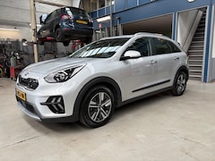 Kia Niro - 1.6 GDi Hybrid 141pk DCT6 DynamicLine | Apple carplay / Android auto | Navigatie | Trekhaa