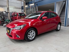 Mazda 2 - 2 1.5 SKYACTIV-G 90PK Dynamic | Navigatie | Airco | Lm velgen | Parkeersensoren | Cruise c