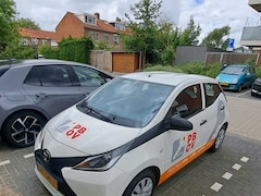 Toyota Aygo - 1.0 VVT-i x-fun