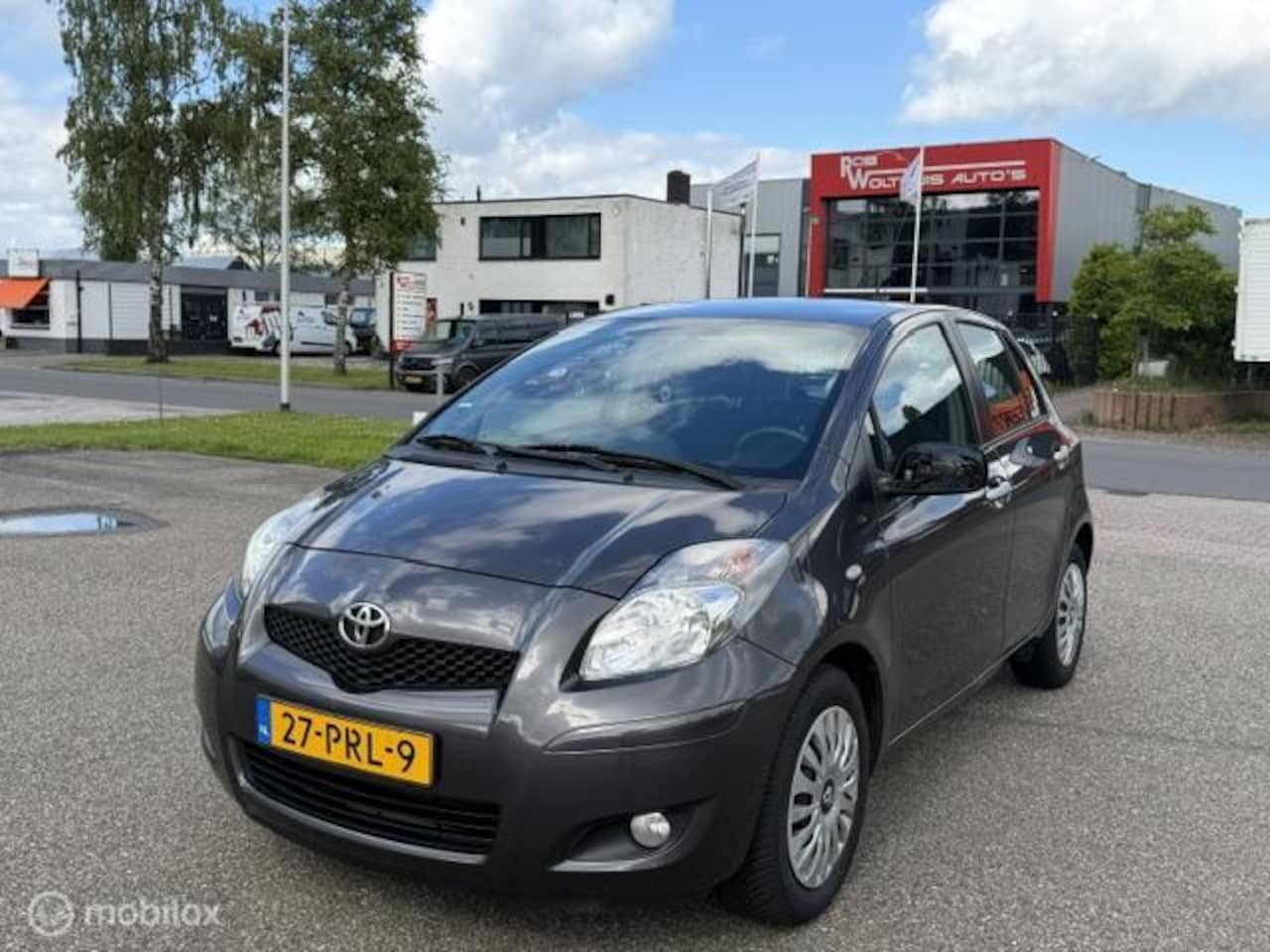 Toyota Yaris - 1.3 VVT-i Aspiration 1.3 VVTi Aspiration - AutoWereld.nl