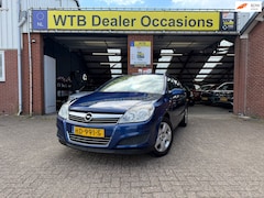 Opel Astra - 1.6 Cosmo, Automaat, Panodak, trekhaak, Dealer oh