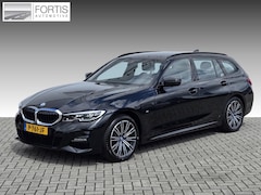 BMW 3-serie Touring - 320e Business Edition Plus NL-AUTO | LEDER | M-PAKKET| SOH 98%|