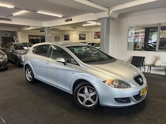 SEAT Leon - 1.6 Sportstyle*NAP*Airco*Velgen*Koopje