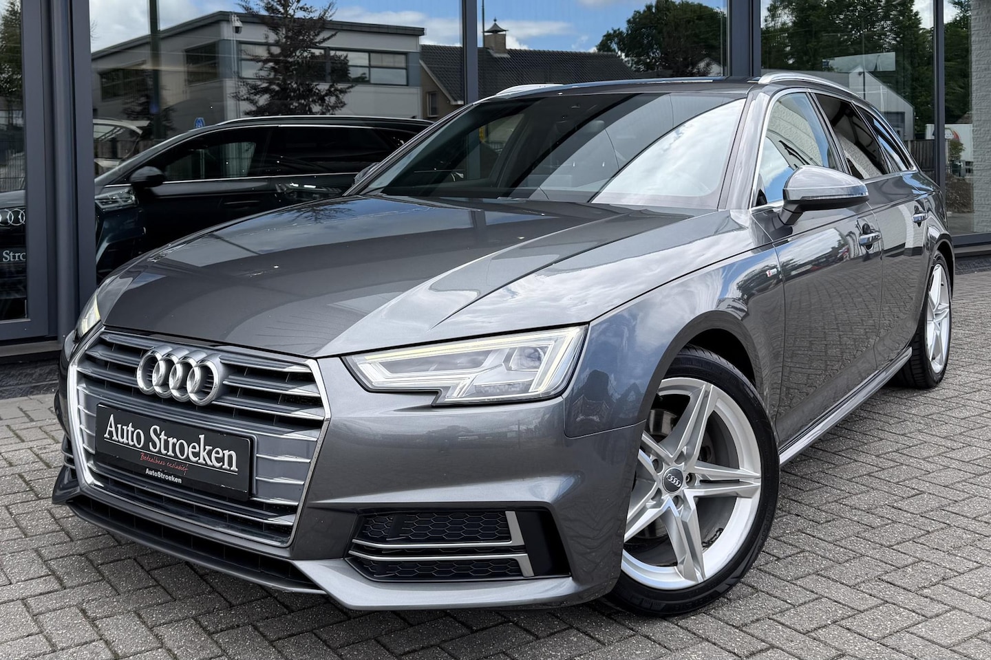 Audi A4 Avant - 1.4 TFSI S-Line Sport Navigatie LED Koplampen - AutoWereld.nl