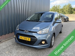 Hyundai i10 - 1.0i i-Motion Comfort NAP/AIRCO/CRUISE/NAVI/5DRS