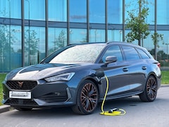 CUPRA Leon Sportstourer - 1.4 e-Hybrid VZ Adrenaline // Camera // Memory // Virtual Cockpit // Stoel- & Stuurverwarm