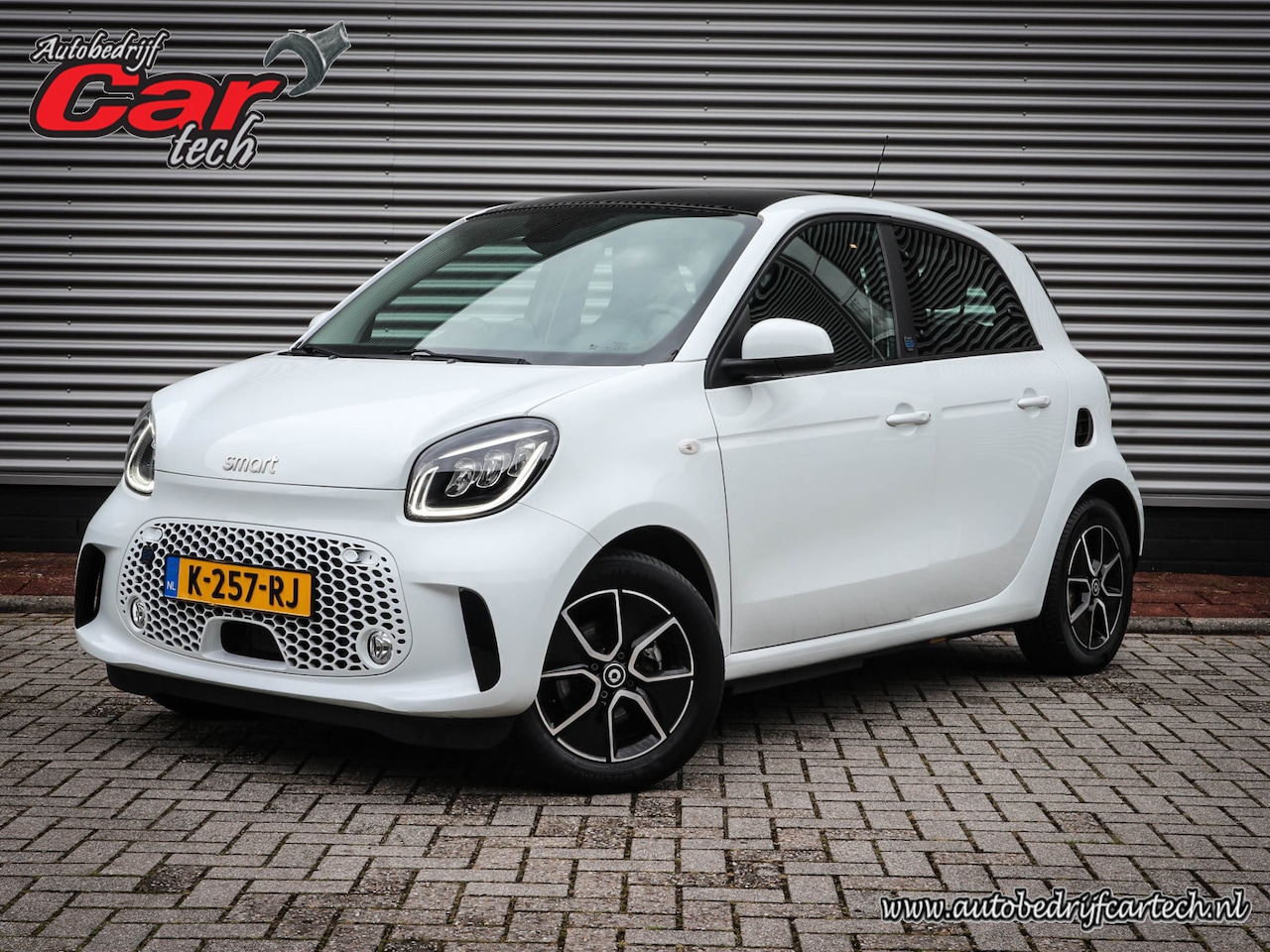 Smart Forfour - EQ Comfort PLUS 18 kWh | Airco | Cruise | Panoramadak | leer | Stoelverwarming | - AutoWereld.nl
