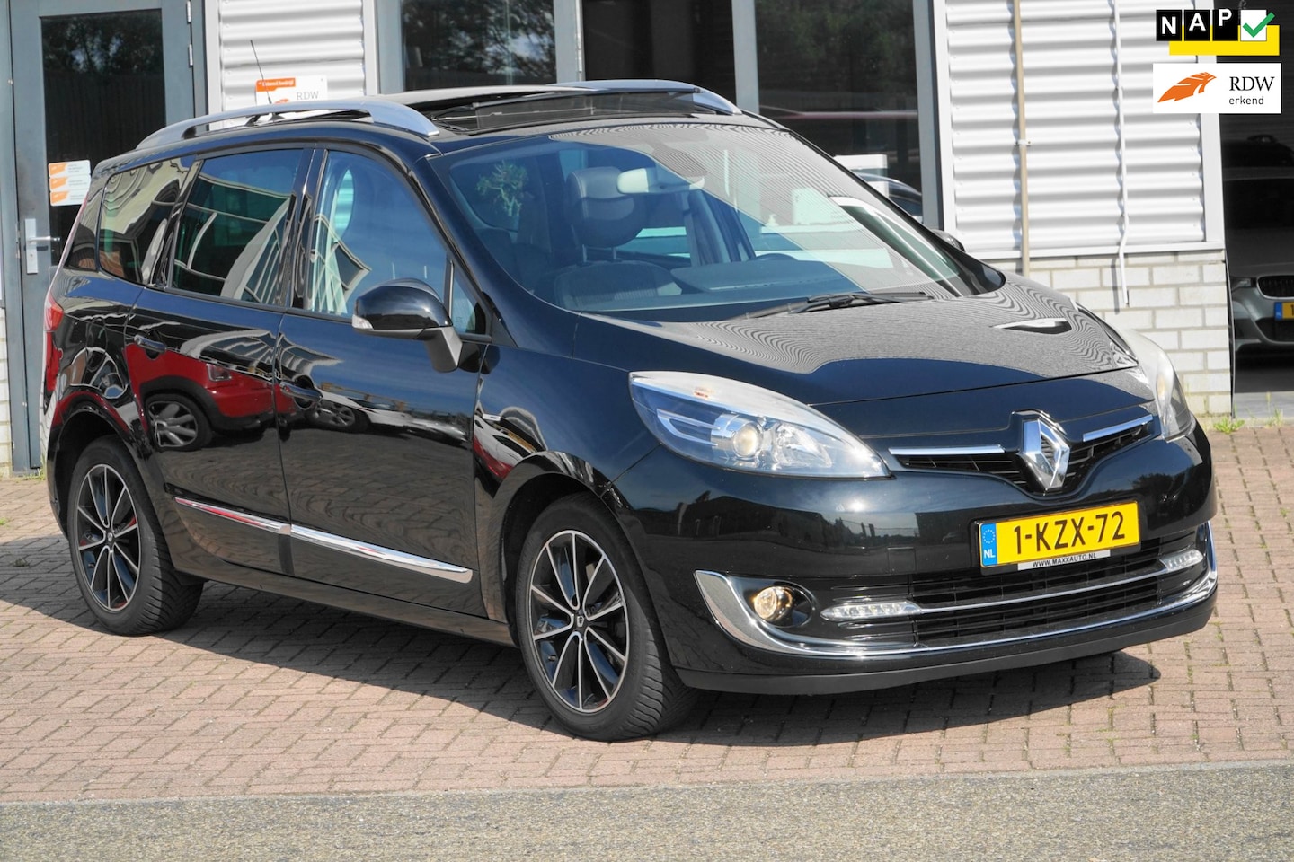 Renault Grand Scénic - 1.2 TCe Bose 1STE EIG. PANO BOSE NAVI - AutoWereld.nl