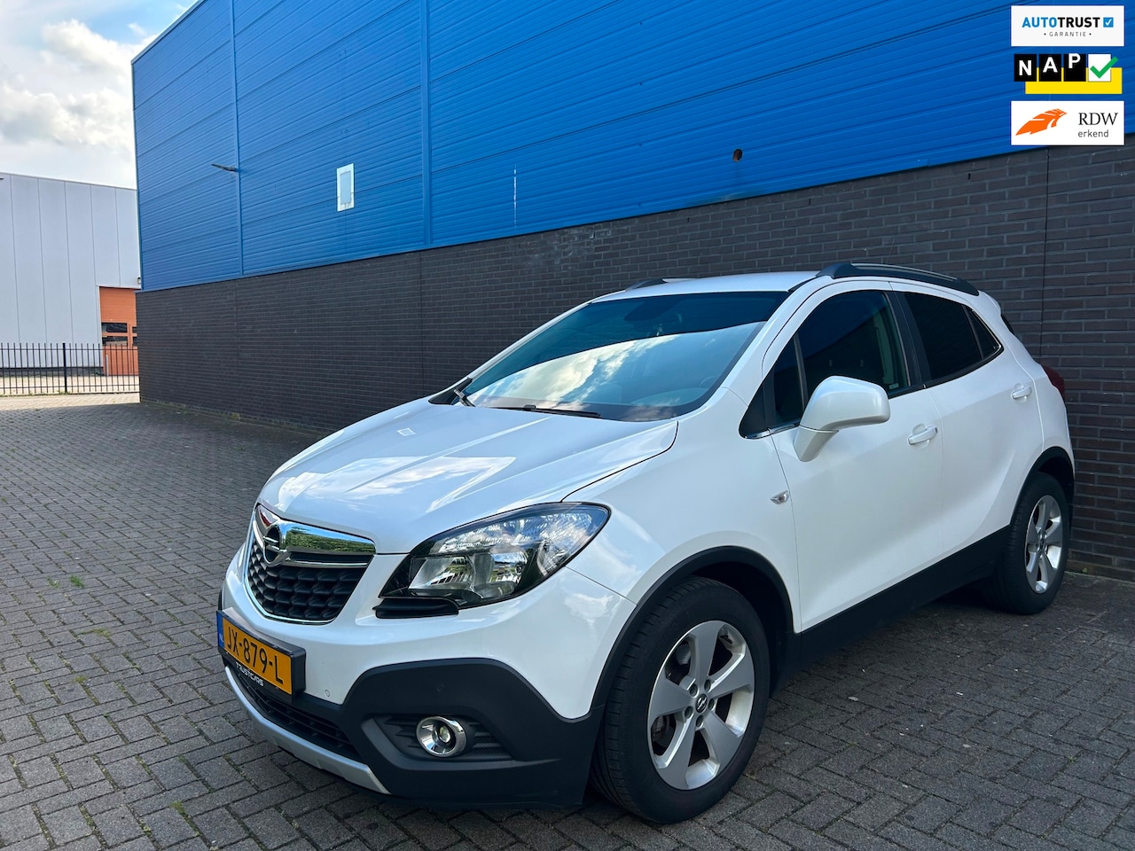 Opel Mokka - 1.4 T Innovation | Camera | Cruise | Climate | Trekhaak | Parkeersensoren | 230V-aansluiti - AutoWereld.nl
