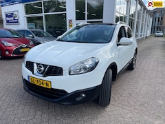 Nissan Qashqai - 1.6 Connect Edition Panorama dak. Cruise contr. Navigatie.Trekhaak