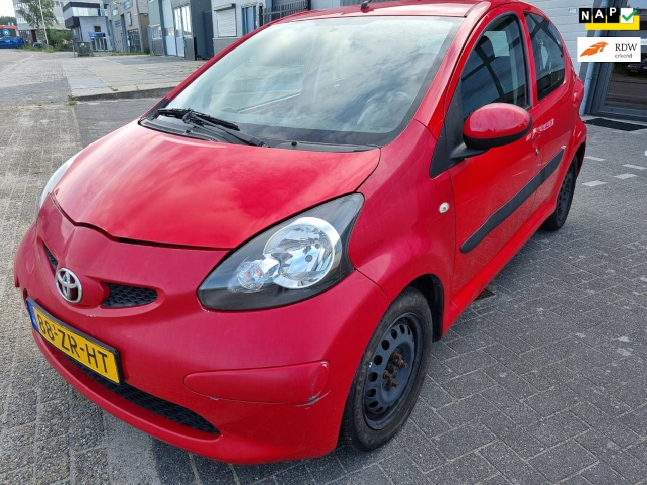 Toyota Aygo - 1.0-12V Sport 1.0-12V Sport - AutoWereld.nl