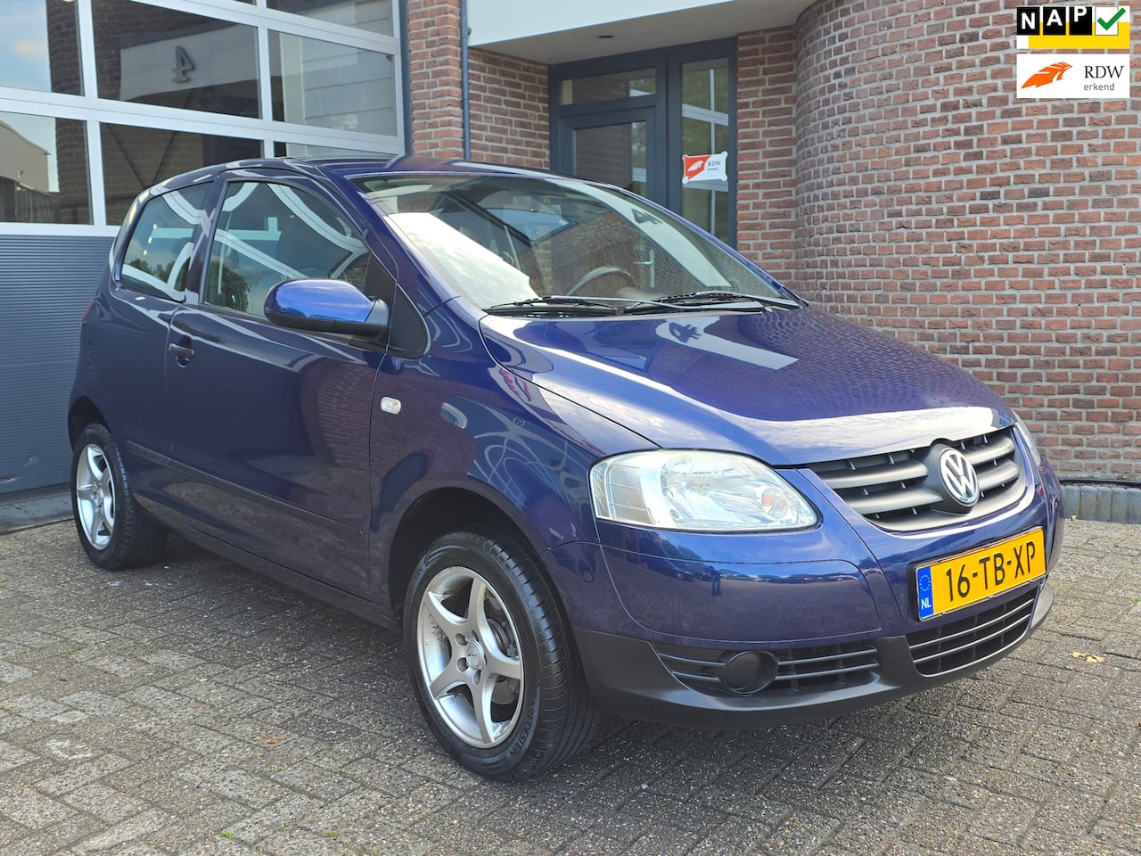 Volkswagen Fox - 1.4 Trendline Apk |Nap |Hoogzit - AutoWereld.nl
