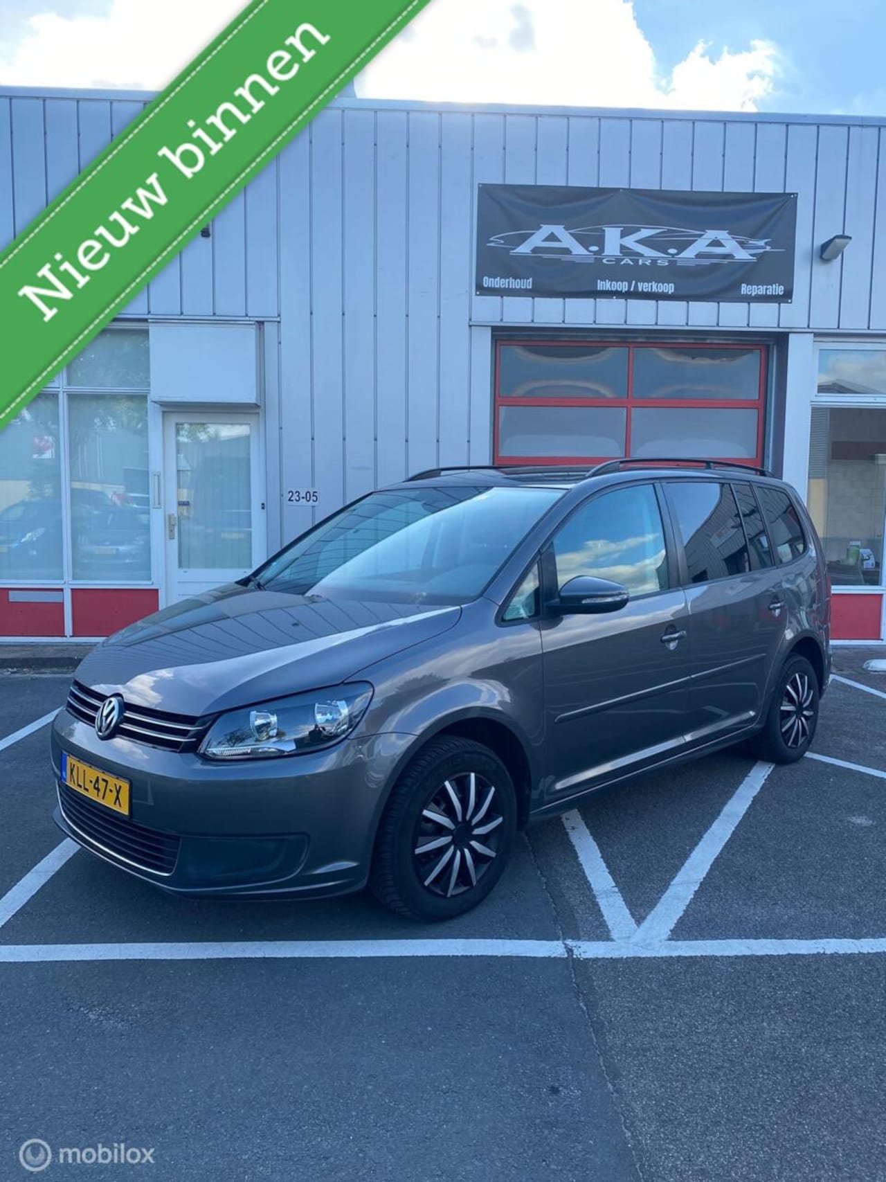 Volkswagen Touran - 1.2 TSI Comfortline BlueMotion 7p. 1.2 TSI Comfortline BlueMotion 7p. - AutoWereld.nl