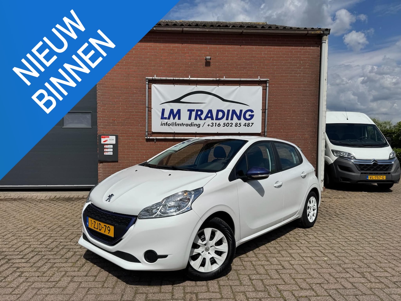 Peugeot 208 - 1.0 PureTech LIKE AIRCO 5-DEURS 2 SLEUTELS + BOEKJES! NAP! - AutoWereld.nl