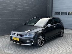 Volkswagen Golf - 1.4 TSI GTE Plug-in | CarPlay | Pano | Led |