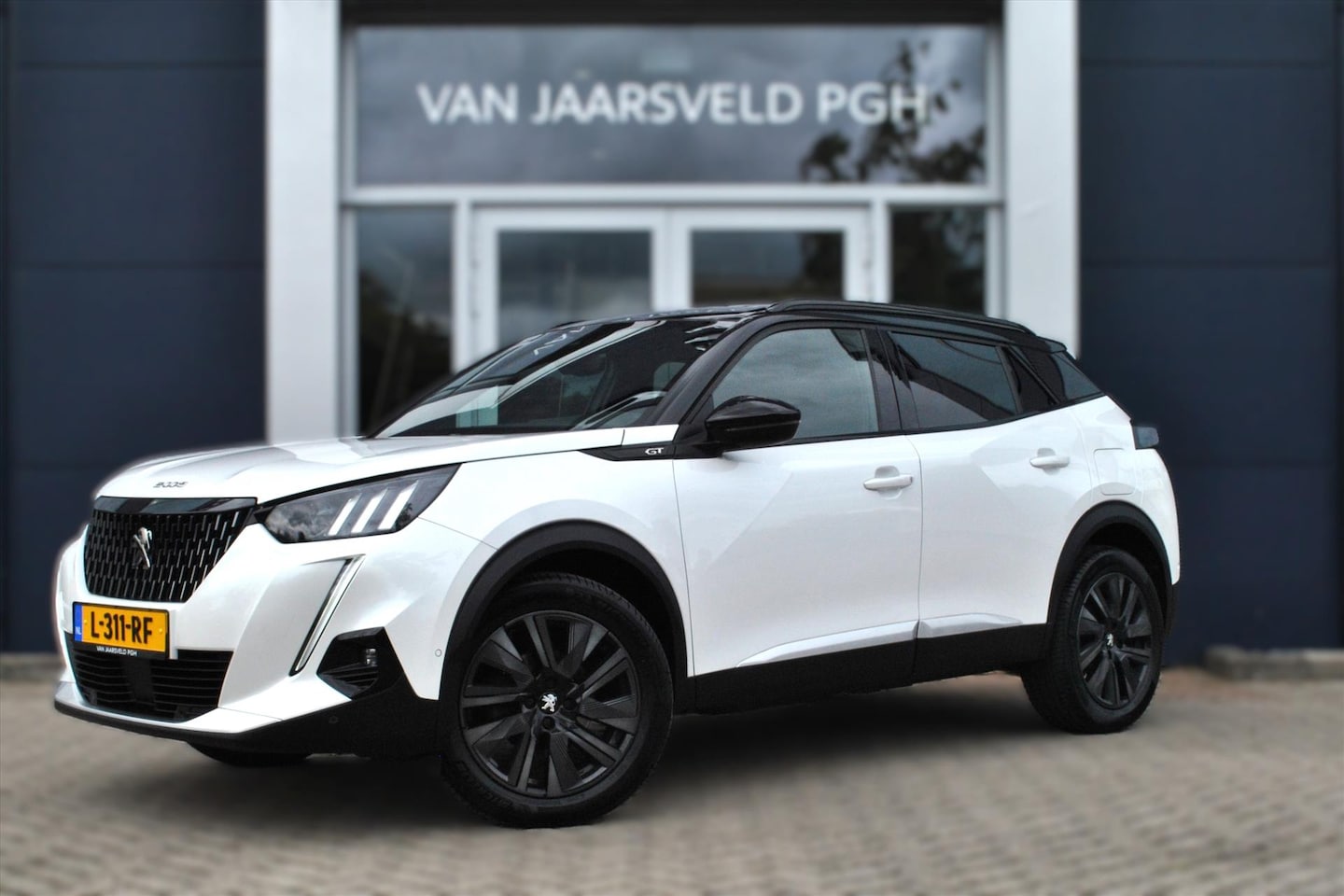 Peugeot 2008 - GT Pack 1.2 Puretech 130pk EAT8 - AutoWereld.nl