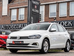 Volkswagen Polo - 1.0 TSI Comfortline ADAP CRUISE 15 INCH VELGEN APPLE CARPLAY