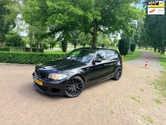 BMW 1-serie - 116i Business Line M-Sport+ | Luxe | Sport uitlaat