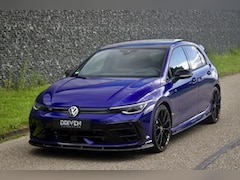 Volkswagen Golf - 8.5R| Akrapovic - Pano - H/K - HUD - Bodykit