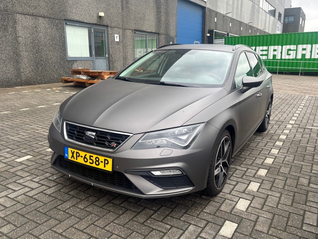 SEAT Leon ST - Seat Leon ST FR Automaat | Camera | Navi | LED - AutoWereld.nl