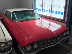 Cadillac De Ville - Coupé deville 6.4 3speed 325pk