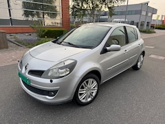 Renault Clio - 1.6-16V Initiale Vol opties!