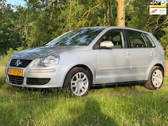 Volkswagen Polo - 1.4-16V Optive APK 20-06-2027