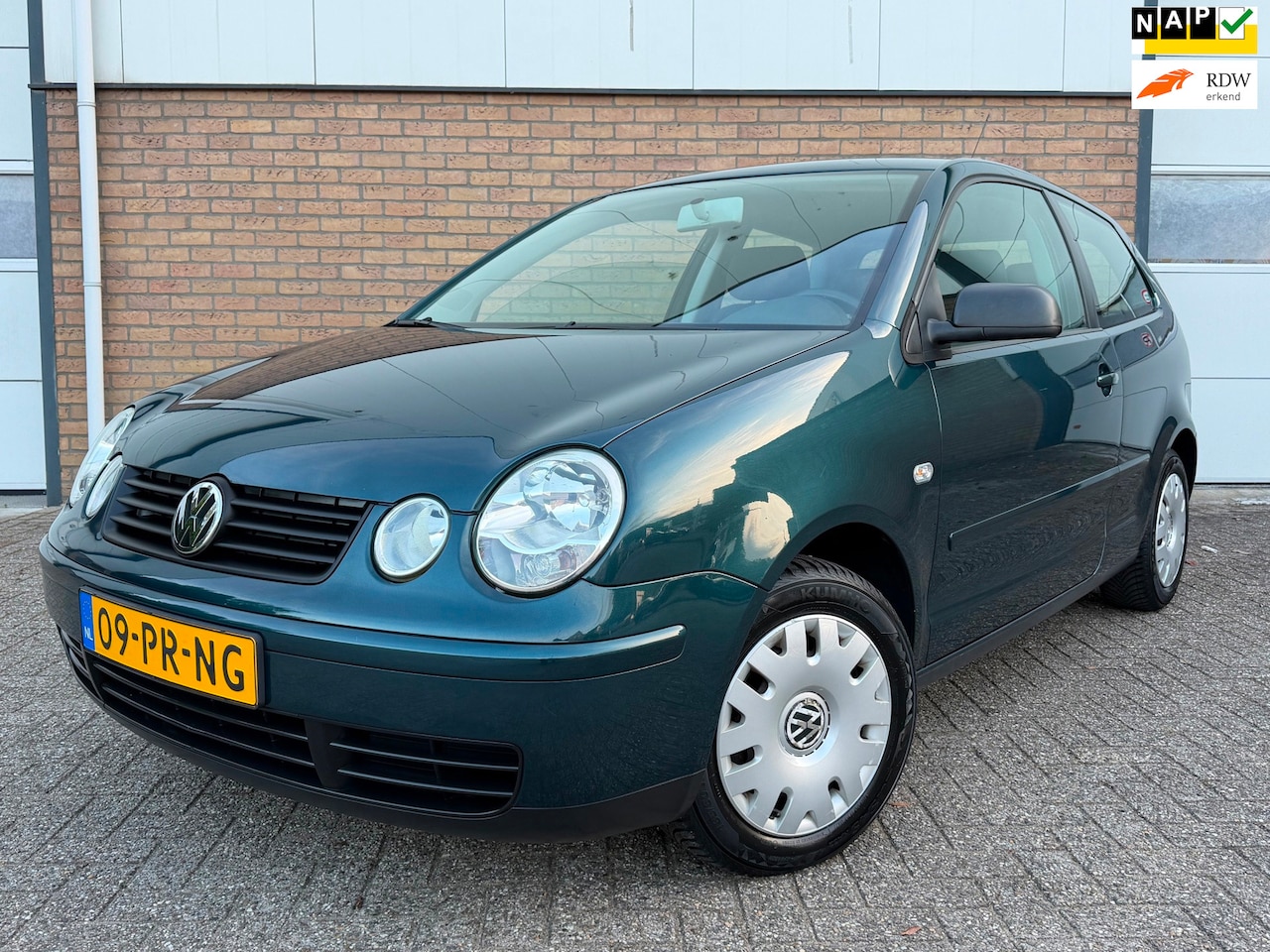 Volkswagen Polo - 1.4-16V Athene AUTOMAAT/NIEUWE APK !!! - AutoWereld.nl