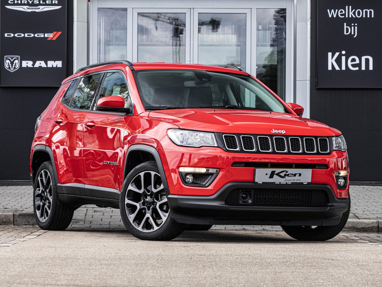 Jeep Compass - 1.3T Sport | Automaat | Trekhaak | 19" | Navi | - AutoWereld.nl