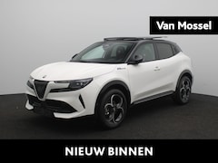 Alfa Romeo Junior - 1.2 Turbo Hybrid Ibrida Sport Speciale | Alcantara | Panoramadak | Technopack | Speciale A