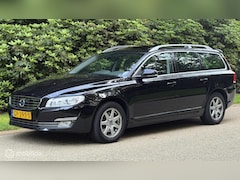 Volvo V70 - 2.0 T4 Inscription Automaat Trekhaak Open Dak