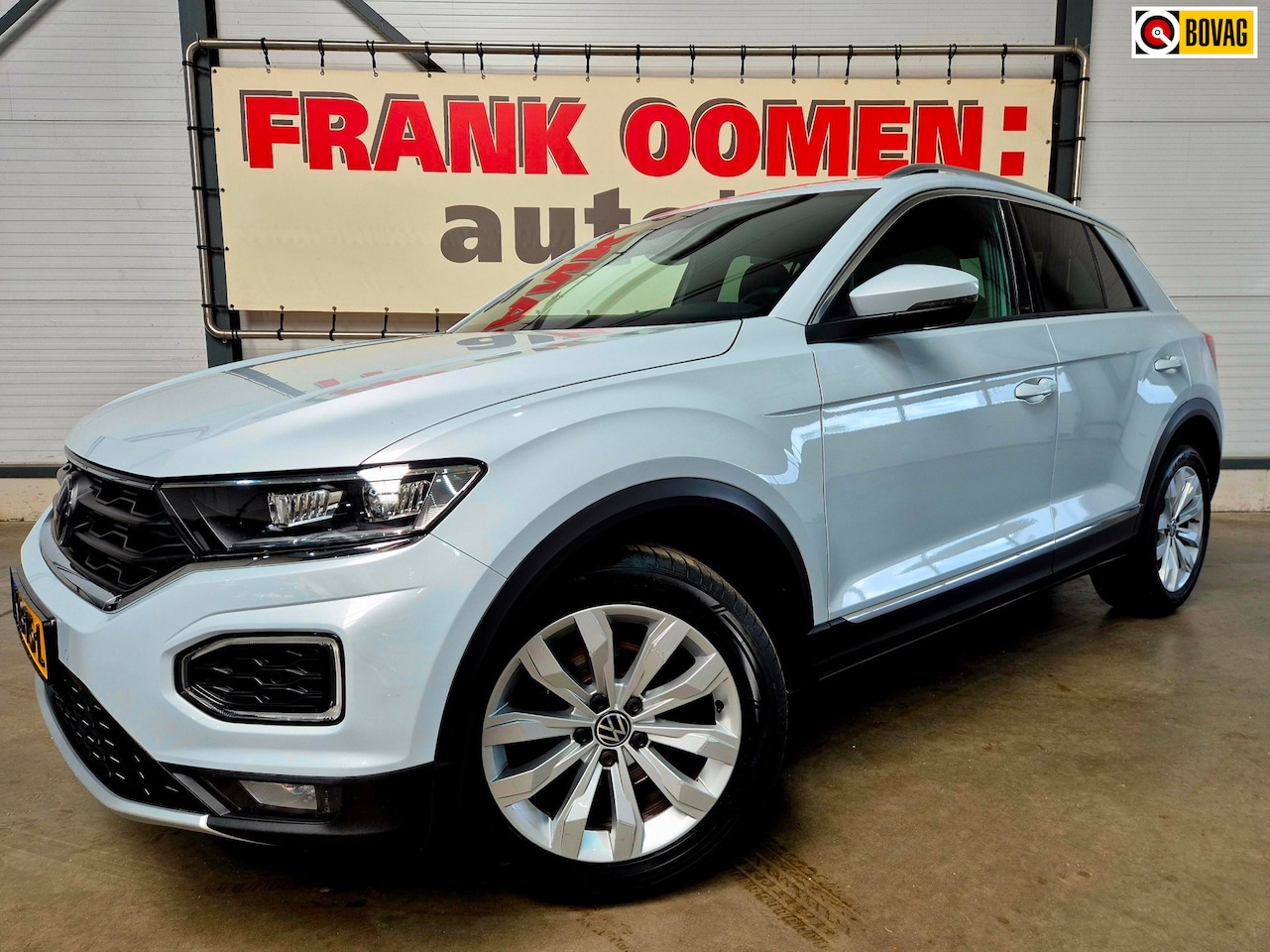 Volkswagen T-Roc - 1.5 TSI 150PK Sport + LED|Sfeerverl.|Adaptive cruise|Climate|Stoelverw.|Navi|Apple|Android - AutoWereld.nl