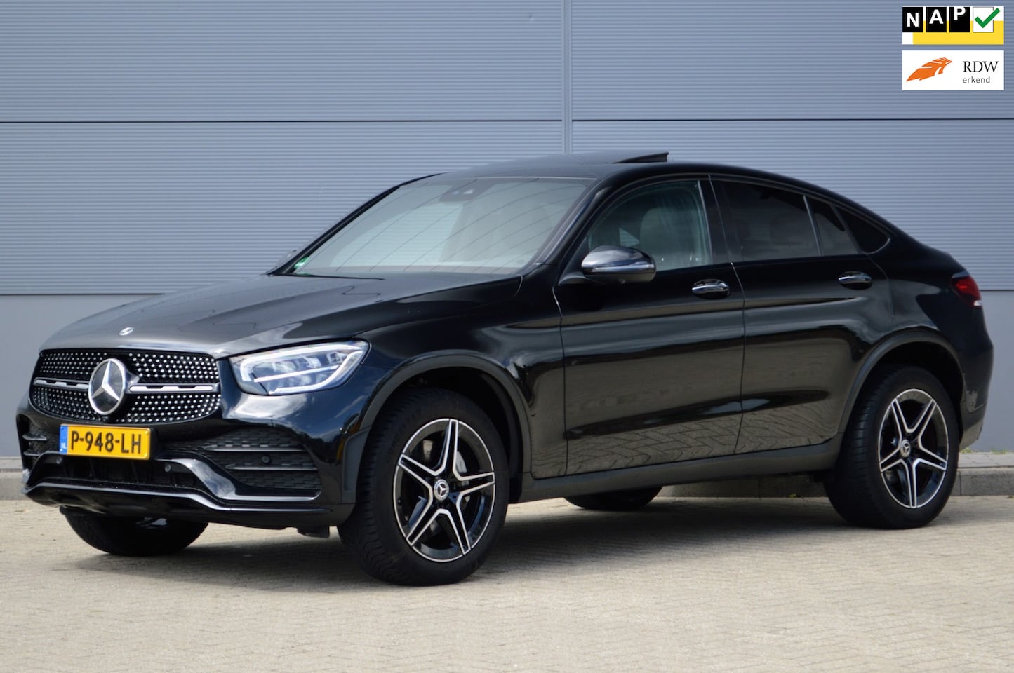 Mercedes-Benz GLC-klasse Coupé - 300e 4MATIC Business Solution AMG 300e 4MATIC Business Solution AMG - AutoWereld.nl