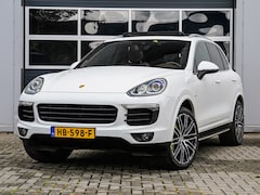 Porsche Cayenne - 3.0 S E-Hybrid | Panoramadak | Leder | Xenon | Camera | Luchtvering | Trekhaak 3.500 kilog