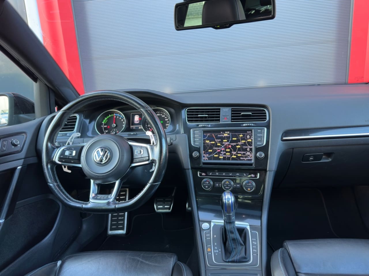 Volkswagen Golf - 1.4 TSI GTE 1.4 TSI GTE , Full Option , Leder , Keyless , ACC , Pano