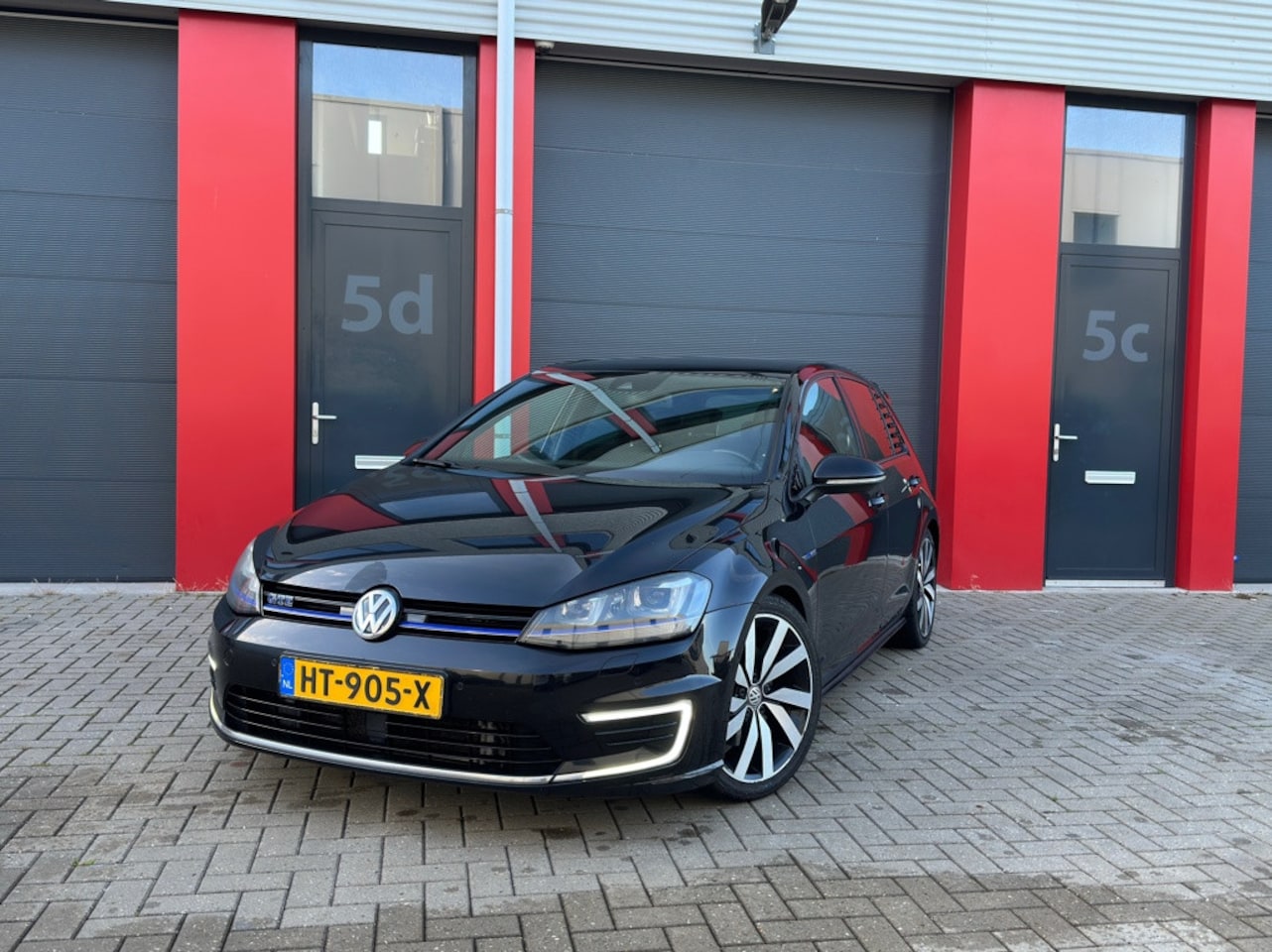 Volkswagen Golf - 1.4 TSI GTE 1.4 TSI GTE , Full Option , Leder , Keyless , ACC , Pano