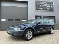 Volvo XC70 - 2.4 D5 | Cruise | Navi | Carplay | Zeer netjes
