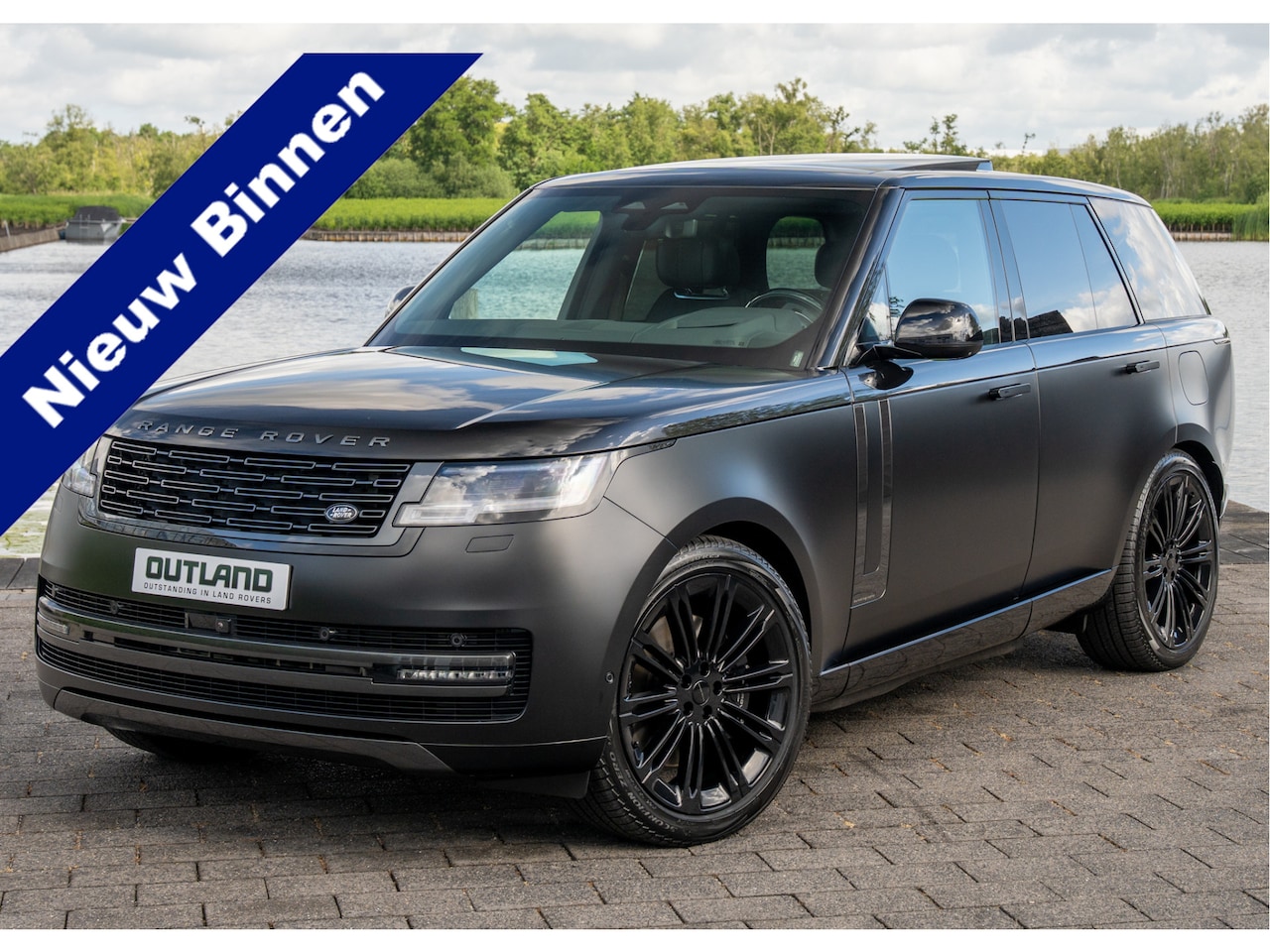 Land Rover Range Rover - P550e Autobiography | SV-Duo Tone PPF | Santorini Black - Ebony leder | 23" inch | NP. € 2 - AutoWereld.nl