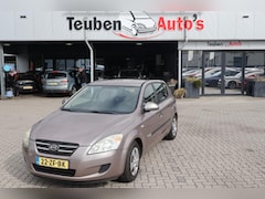 Kia Cee'd - 1.4 X-tra | Airco | Trekhaak |
