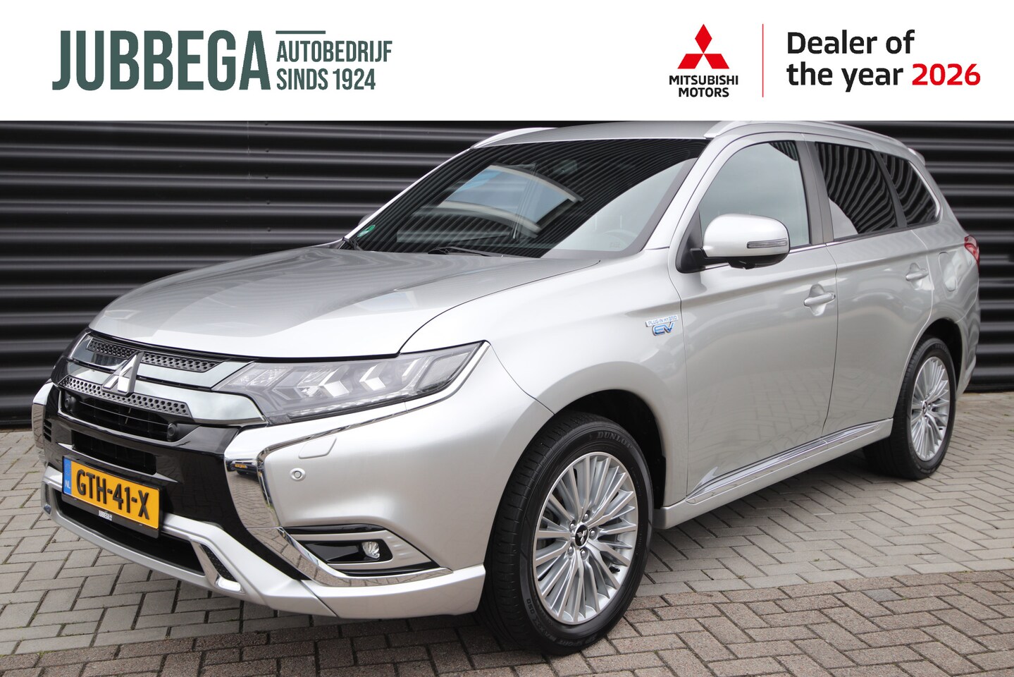 Mitsubishi Outlander - 2.4 PHEV Instyle Leder, E.achterklep, Trekhaak - AutoWereld.nl