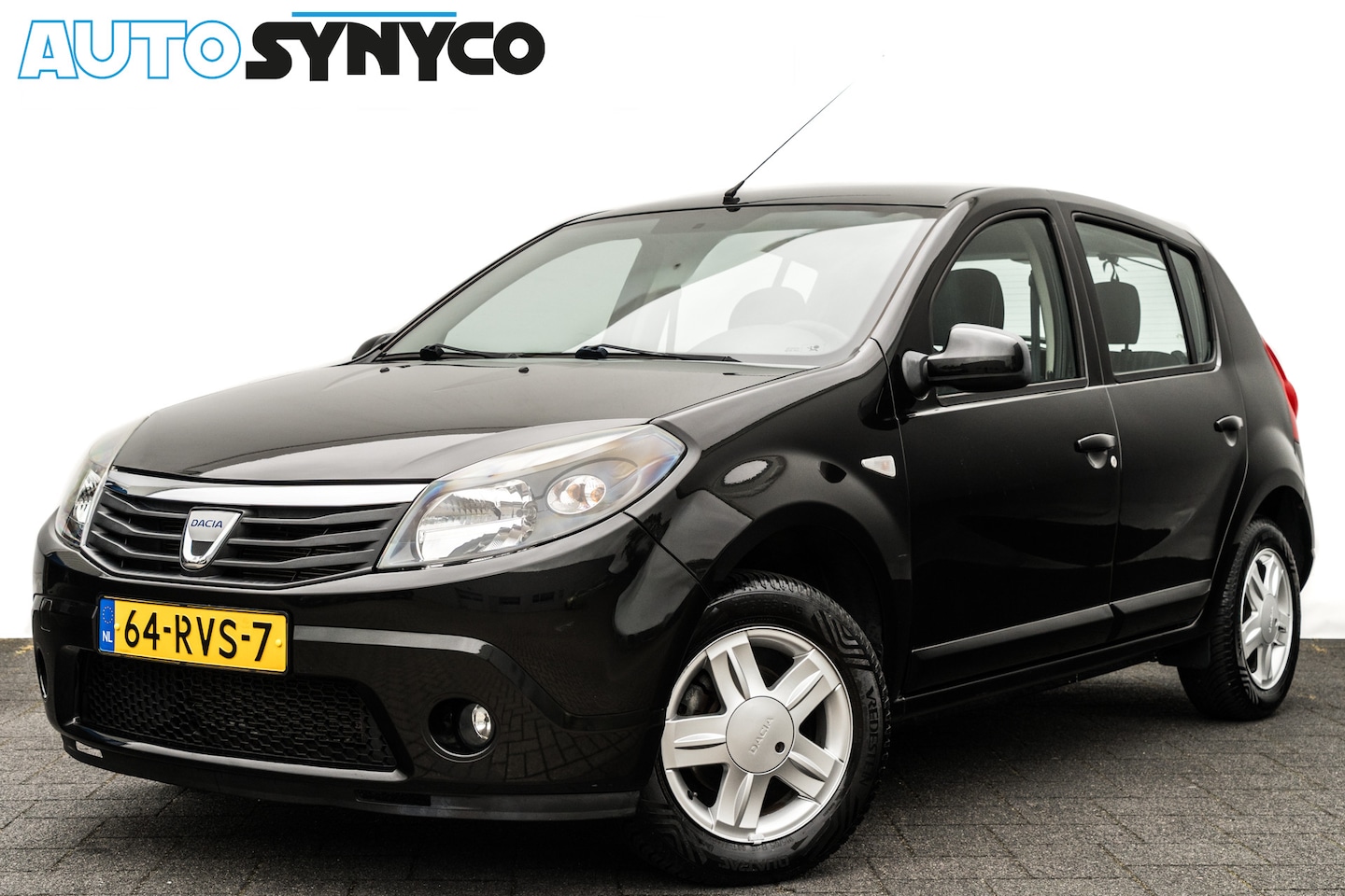 Dacia Sandero - 1.2 Blackline | Airco | Trekhaak | Volledig Onderhouden | Org. NL | Elek. Pakket - AutoWereld.nl