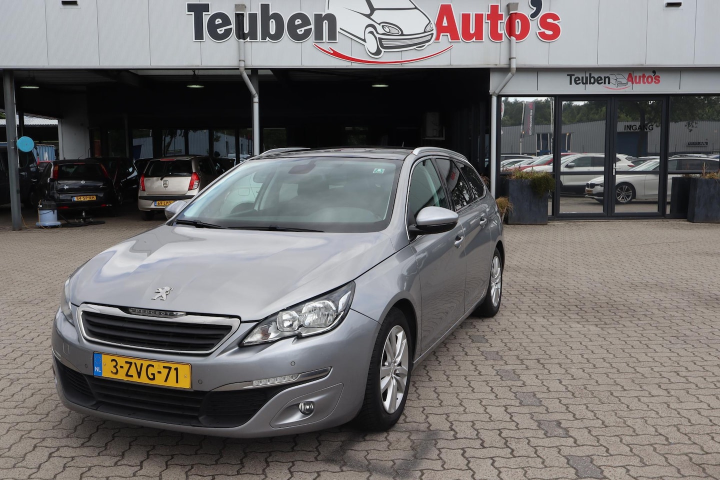 Peugeot 308 SW - 1.6 BlueHDI Blue Lease Executive Pack | Trekhaak | Panoramadak | - AutoWereld.nl